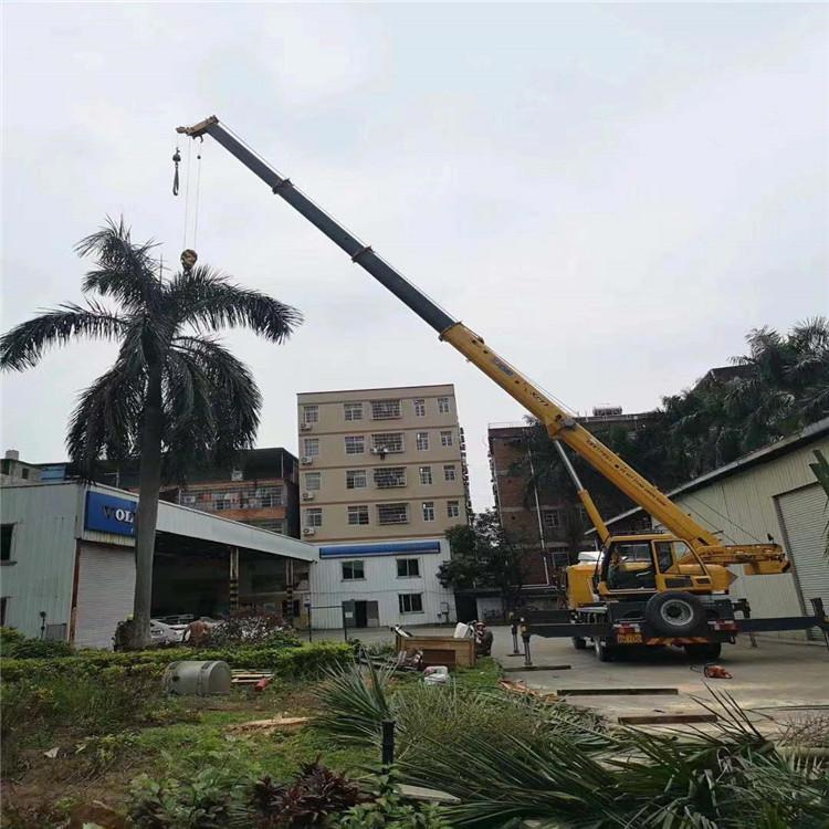 成华12吨吊车出租一天的收费标准是什么