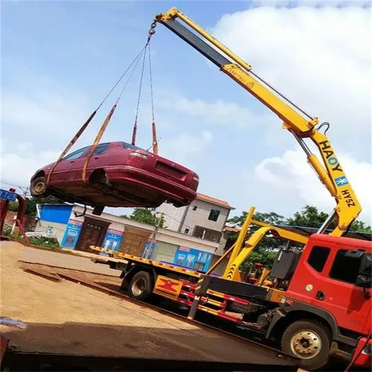 成华吊车救援小汽车怎么吊