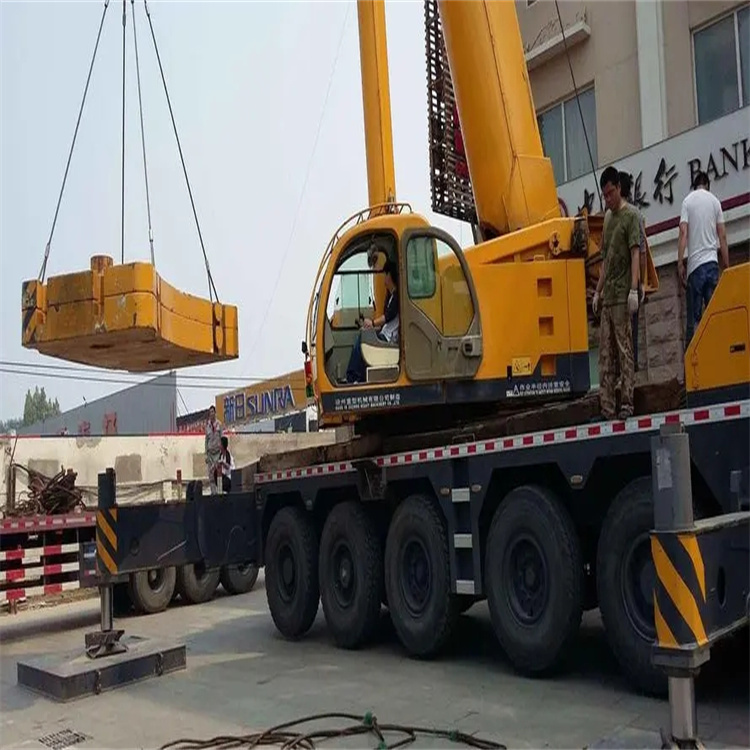 成华吊车怎么吊玻璃